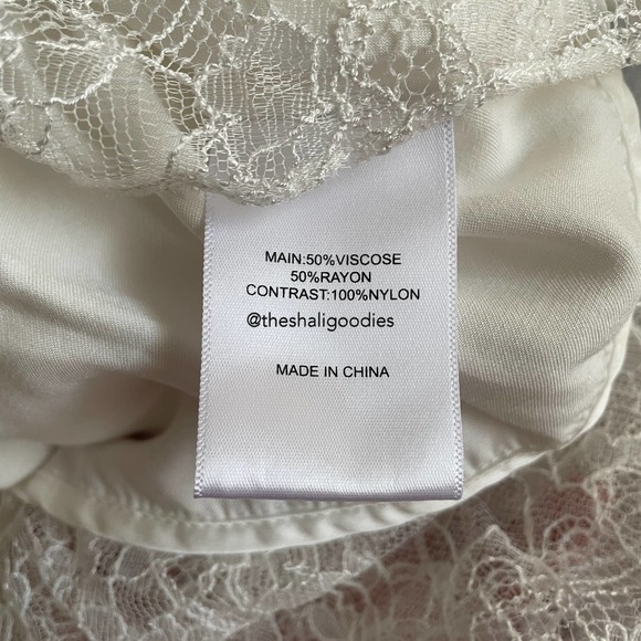 AJE Veil Lace Shirt Ivory White Button Down Top - Picture 11 of 11